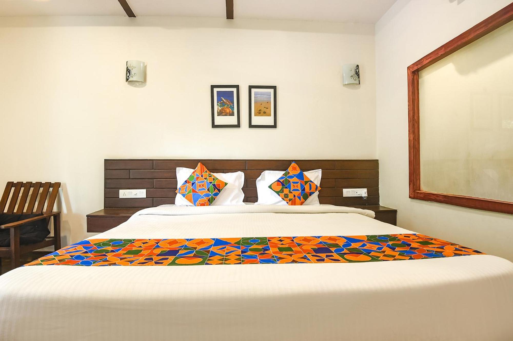 Fabhotel La Volga - Nr Morjim Beach ภายนอก รูปภาพ